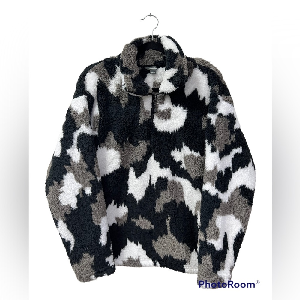 Eddie Bauer Woman’s Cow print Sherpa • L